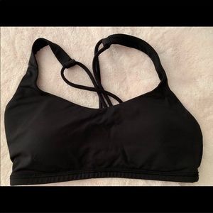 Lululemon Free to Be Bra Sz 4 Black